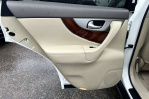 Infiniti QX70