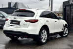Infiniti QX70