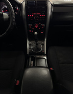 Suzuki Grand Vitara 2.4 AT (169 л.с.)
