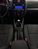 Volkswagen Golf 1.4 MT (75 л.с.)