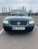 Volkswagen Passat 1.6 MT (101 л.с.)