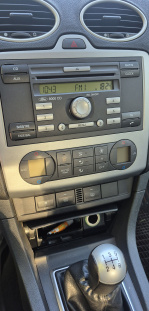 Ford Focus 1.6 MT (116 л.с.)