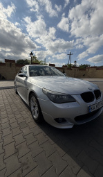 BMW 5 Series 530i AT (272 л.с.)