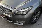 Infiniti Q70