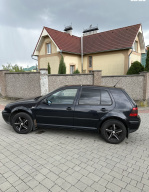 Volkswagen Golf 1.6 AT (102 л.с.)