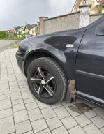 Volkswagen Golf 1.6 AT (102 л.с.)