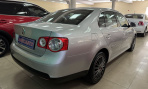 Volkswagen Jetta 1.6 MT (102 л.с.)