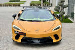 McLaren GT