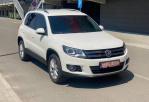Volkswagen Tiguan 2.0 TDI 4Motion AT (140 л.с.)